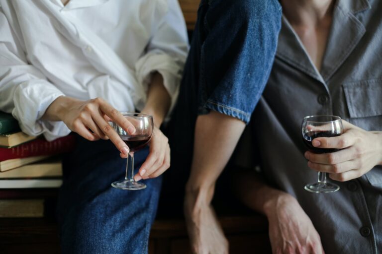 „Akkor én most alkoholista vagyok?” – Hol van a problémás alkoholfogyasztás határa?
